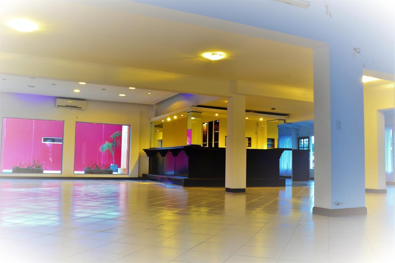 Hotel Pedrino Venado Tuerto Dış mekan fotoğraf
